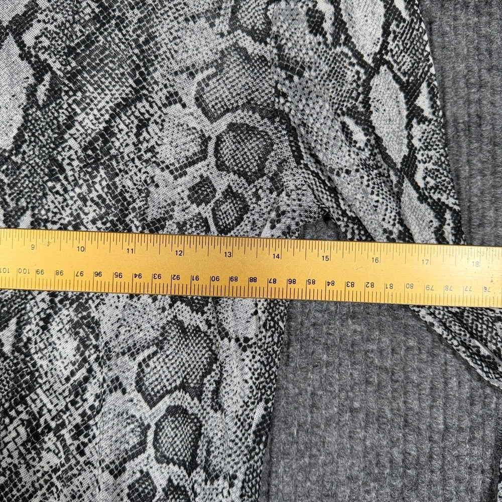 NWOT Basil & Lola Womens Gray Snakeskin Mesh Sheer Long Sleeve Top Crew Neck XS - Picture 3 of 6